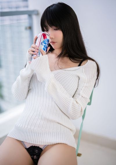 美女18黄_老版国语字幕