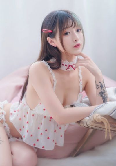 制服女子一区二区_短视频完整无删减版