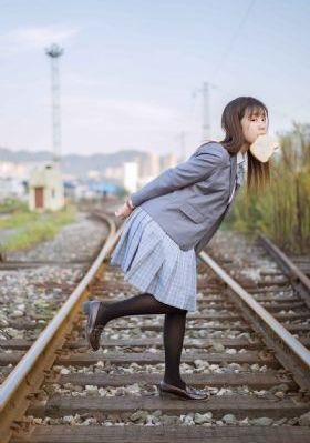 欧美av女郎_超清高清免费观看
