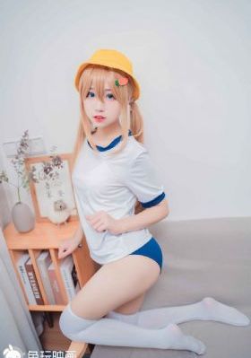 厨房撕开岳乳罩摸双乳的直播_剧情片高清在线