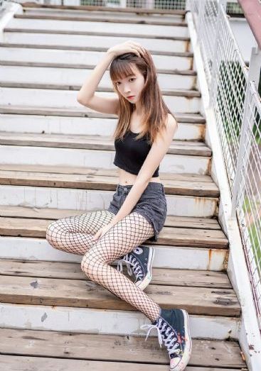 欧美ins穿搭_在线完整观看