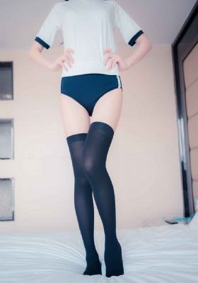 欧美模特时尚美拍_1080BD在线观看