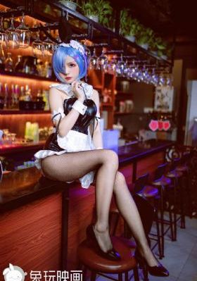 欧美贵妇衣服_剧情片高清视频观看