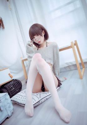 欧美成人裸色视频_超清免费在线播放