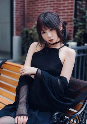 漂亮的小婕子a片在线观看_BD英语HD在线观看