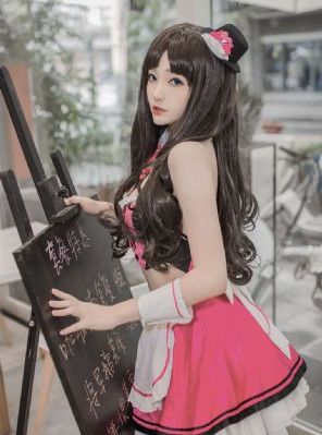 欧美女装款式图_1080PHD在线观看