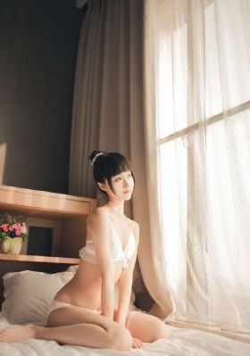 欧美孕妇生孩子图片_4K高清在线